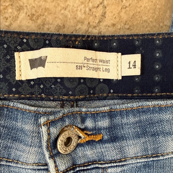 Levi’s Perfect Waist 525 Straight Leg, Classic Blue Women's Jeans - Picture 2 of 4